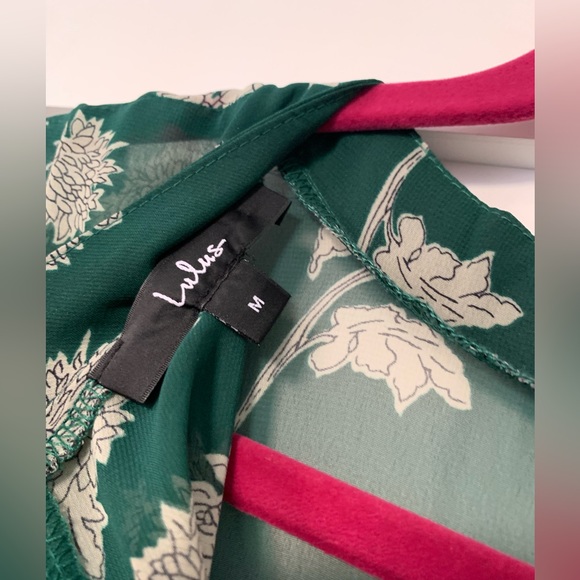 Lulu’s green floral tiered dress - Picture 4 of 7